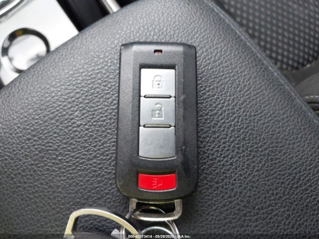 2018 MITSUBISHI OUTLANDER JA4AD3A31JZ053722 Photo 10