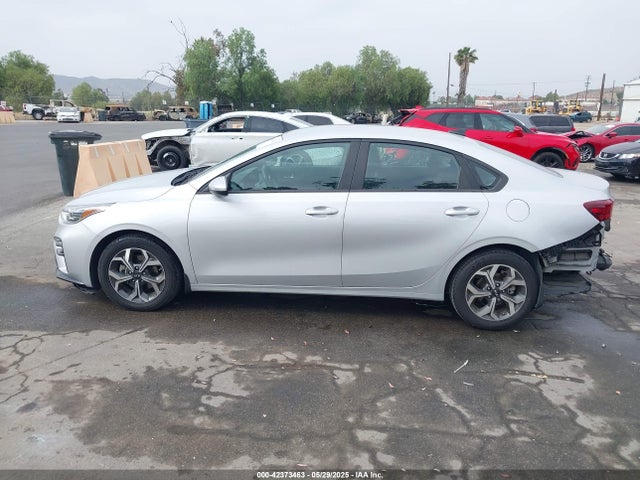 3KPF24AD8ME387780 KIA mpi nu