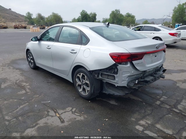3KPF24AD8ME387780 KIA mpi nu