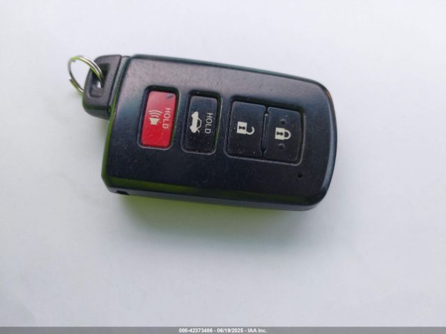 4T1BD1FKXHU225621 Toyota 2ar-fxe+2jm