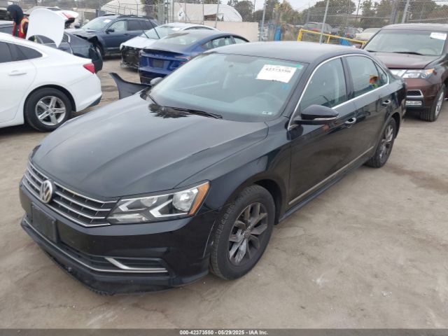 2017 VOLKSWAGEN PASSAT 1VWAT7A35HC019017 Photo 1