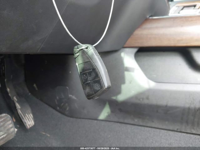 2022 CHEVROLET SILVERADO 1500 1GCUDJED7NZ589980 Photo 10