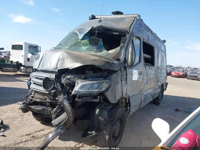 Mercedes-Benz om642 2021 W1Y4ECVY4MT077652 Image 2