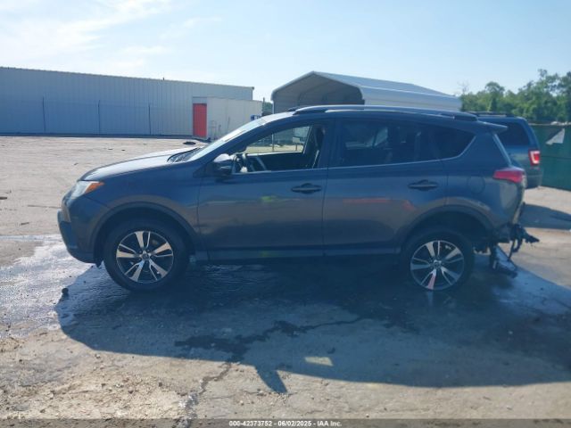 JTMRFREV9JJ178922 Toyota Rav4 Xle