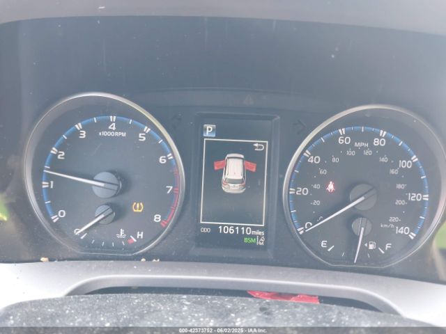 JTMRFREV9JJ178922 Toyota Rav4 Xle