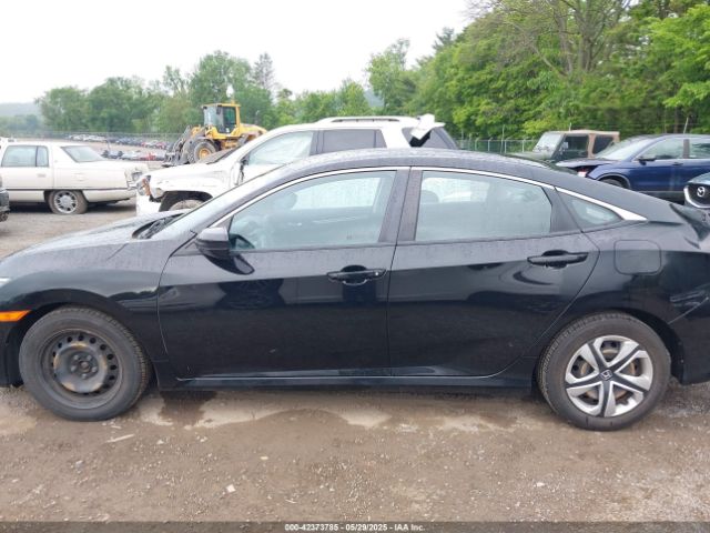 19XFC2F55HE082018 Honda Civic Lx