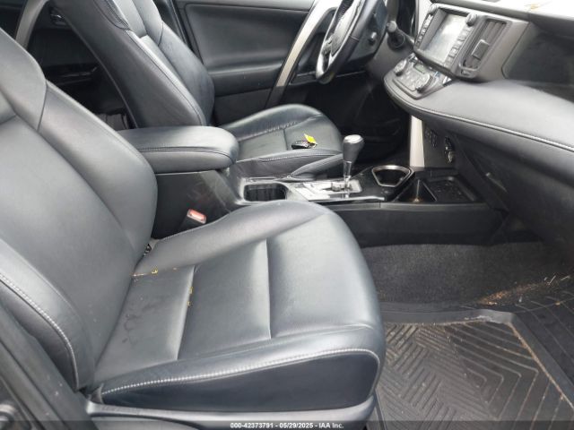 JTMDFREV0HD207971 Toyota Rav4 Limited