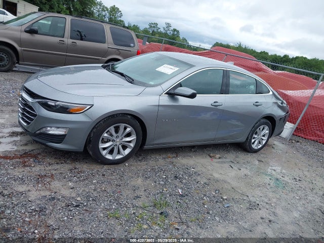 1G1ZD5STXSF134328 Chevrolet Malibu Fwd 1lt