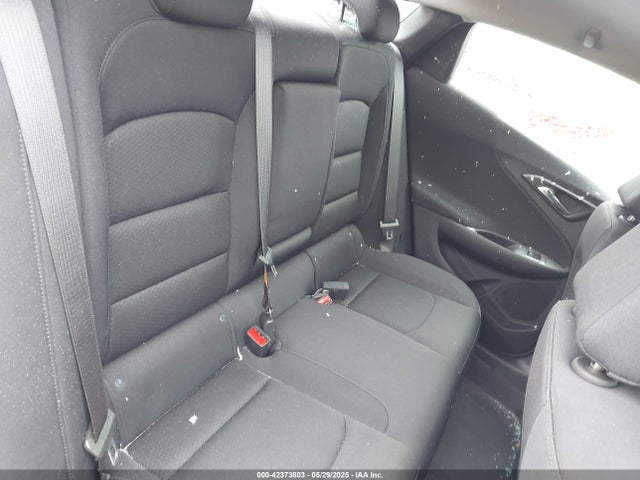 1G1ZD5STXSF134328 Chevrolet Malibu Fwd 1lt