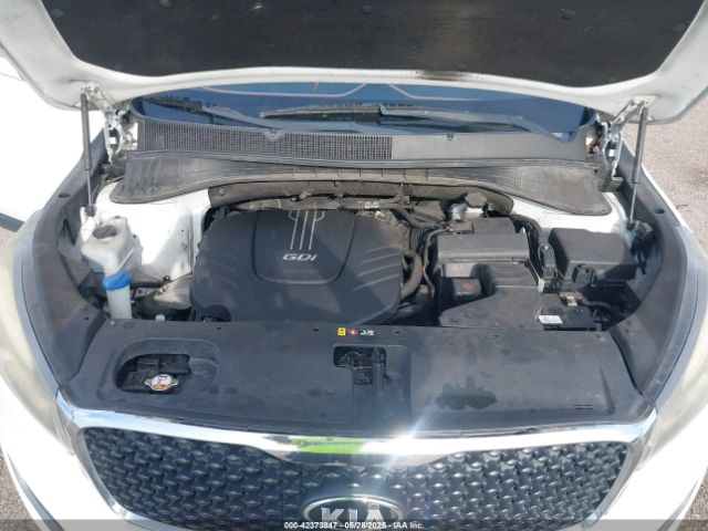 5XYPGDA52GG014353 KIA Sorento 3.3l Lx