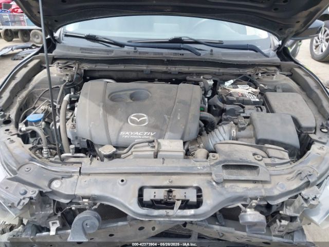 3MZBN1V3XJM246035 Mazda Mazda3 Touring