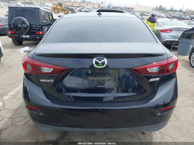3MZBN1V3XJM246035 Mazda Mazda3 Touring