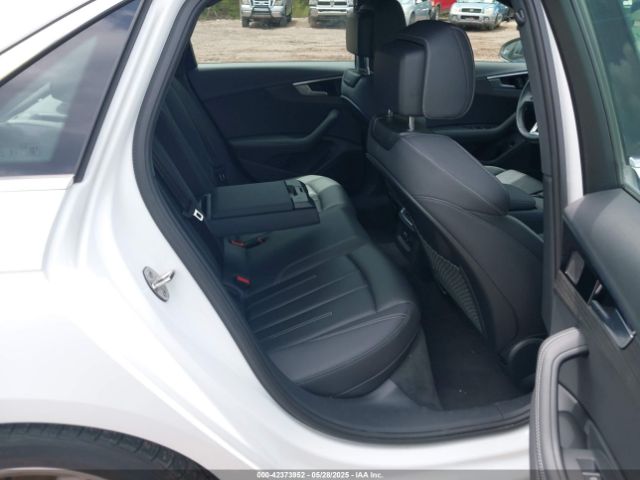 WAUEAAF45RN005498 Audi A4 Premium Plus 45 Tfsi S Line Quattro S Tronic