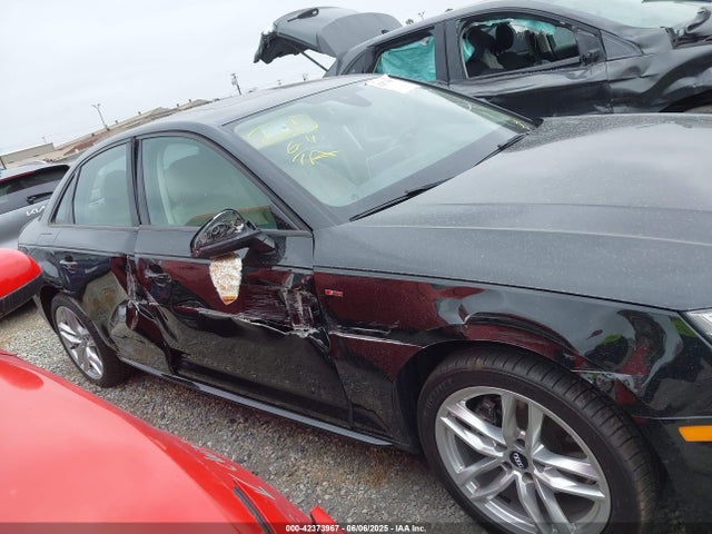 WAUKMAF4XHN043883 Audi A4 2.0t Season Of Audi Ultra Premium
