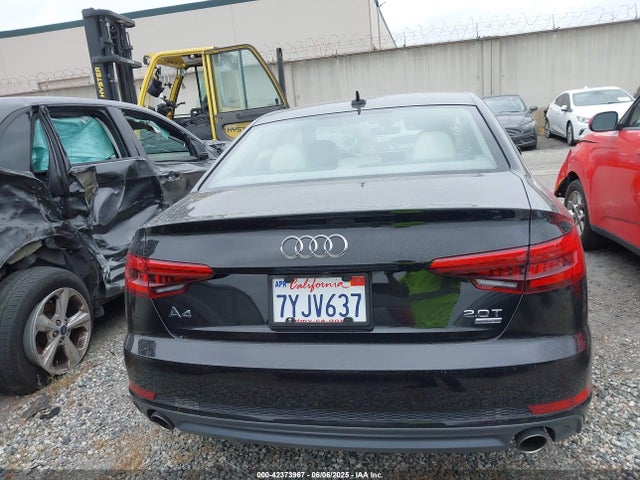 WAUKMAF4XHN043883 Audi A4 2.0t Season Of Audi Ultra Premium