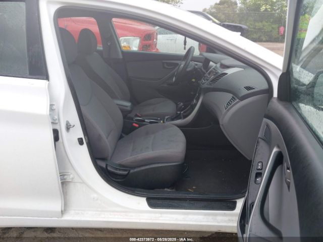 5NPDH4AE5EH505635 Hyundai ELANTRA SE