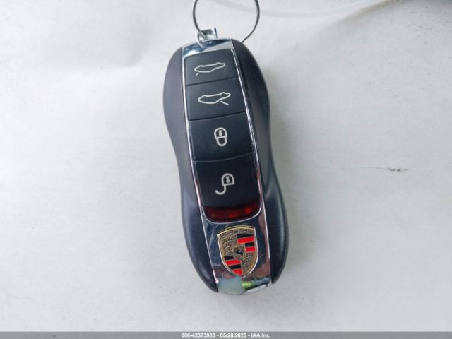 2017 PORSCHE 718 BOXSTER WP0CA2A81HS221469 Photo 10