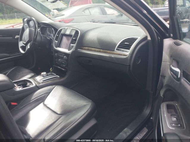 2018 CHRYSLER 300 2C3CCAEG2JH194211 Photo 4