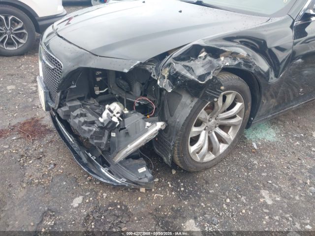 2018 CHRYSLER 300 2C3CCAEG2JH194211 Photo 5
