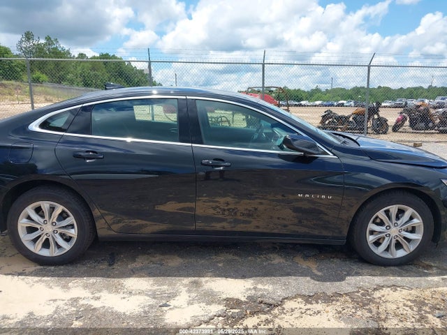 1G1ZD5ST0SF152935 Chevrolet Malibu Fwd 1lt