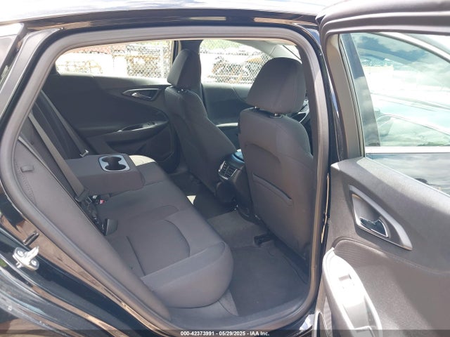1G1ZD5ST0SF152935 Chevrolet Malibu Fwd 1lt