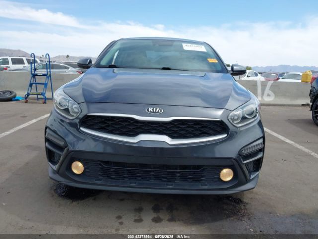 3KPF24AD0ME300230 KIA FORTE FE