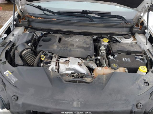 1C4PJMLN5KD211359 Jeep Cherokee Latitude Plus 4x4
