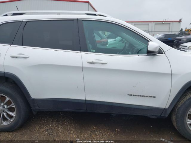 1C4PJMLN5KD211359 Jeep Cherokee Latitude Plus 4x4