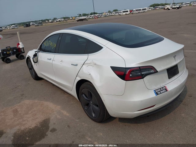 2019 TESLA MODEL 3 5YJ3E1EA1KF310118 Photo 2