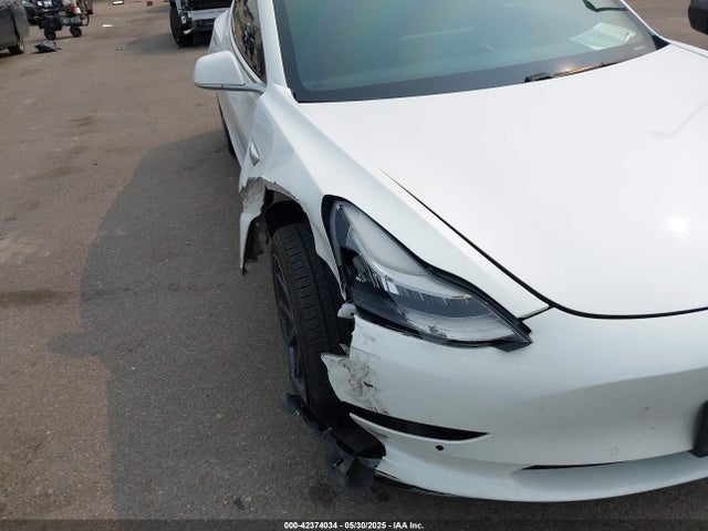 2019 TESLA MODEL 3 5YJ3E1EA1KF310118 Photo 5
