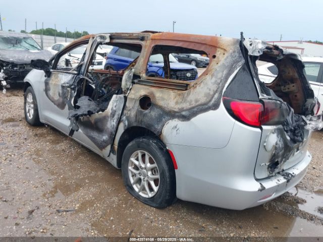 2022 CHRYSLER VOYAGER 2C4RC1CG7NR215594 Photo 2