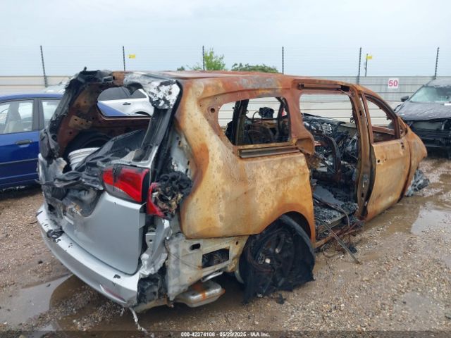 2022 CHRYSLER VOYAGER 2C4RC1CG7NR215594 Photo 3