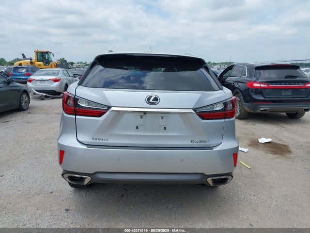 2T2BZMCA5HC055423 Lexus 2017