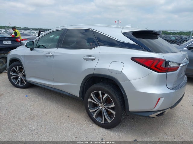 2T2BZMCA5HC055423 Lexus 2017