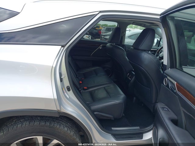 2T2BZMCA5HC055423 Lexus 2017