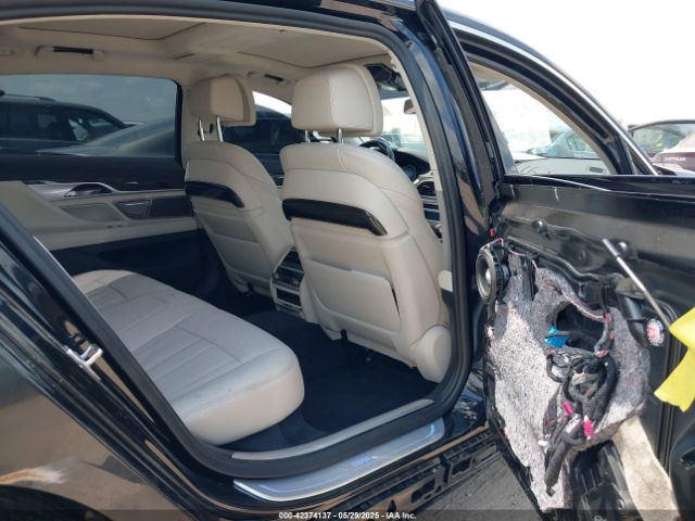 2018 BMW 750I WBA7F0C57JGM23748 Photo 7