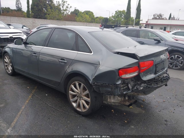 2013 AUDI A4 WAUEFAFL0DA195252 Photo 2