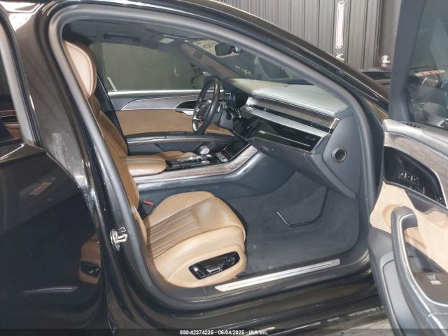 2021 AUDI A8 L WAU8DAF84MN030814 Photo 4