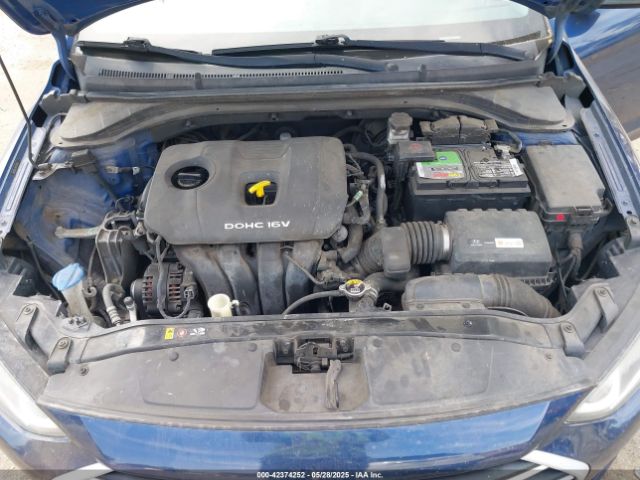 5NPD84LF8HH105465 Hyundai ELANTRA SE