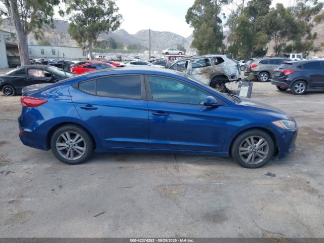 5NPD84LF8HH105465 Hyundai ELANTRA SE
