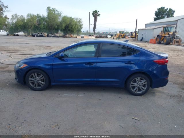 5NPD84LF8HH105465 Hyundai ELANTRA SE