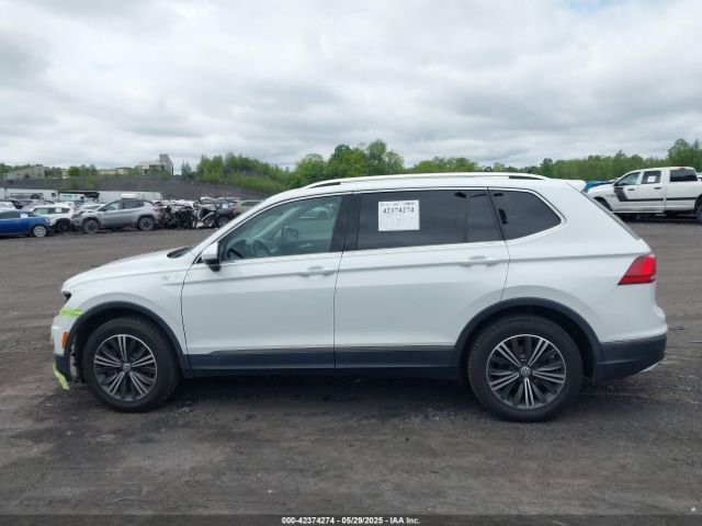 3VV2B7AX7JM099570 Volkswagen Tiguan 2.0t Se/2.0t Sel
