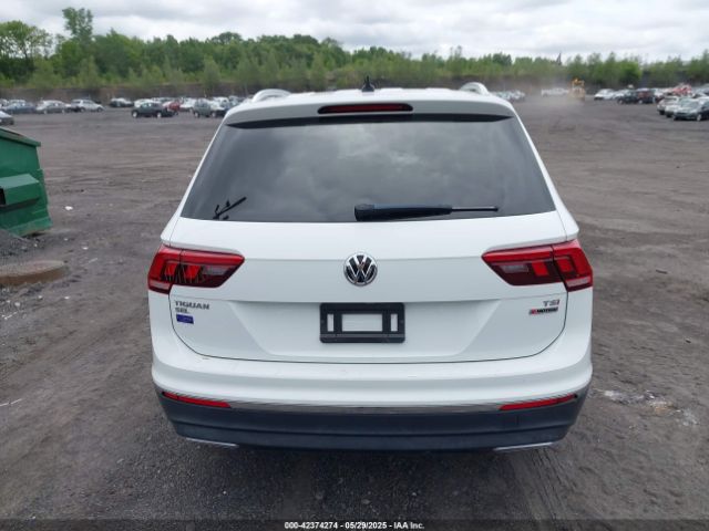 3VV2B7AX7JM099570 Volkswagen Tiguan 2.0t Se/2.0t Sel