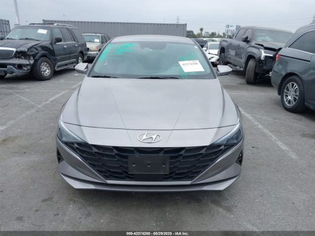 KMHLS4AG5PU609271 Hyundai ELANTRA SEL
