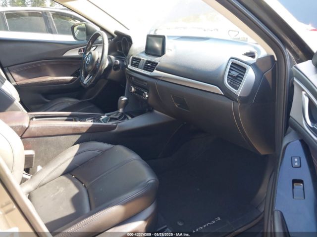 JM1BN1V39J1158139 Mazda Mazda3 Touring