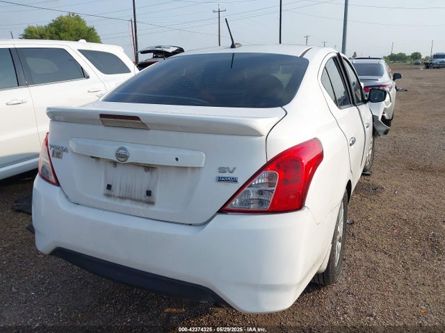 3N1CN7AP8JL862599 Nissan 2018