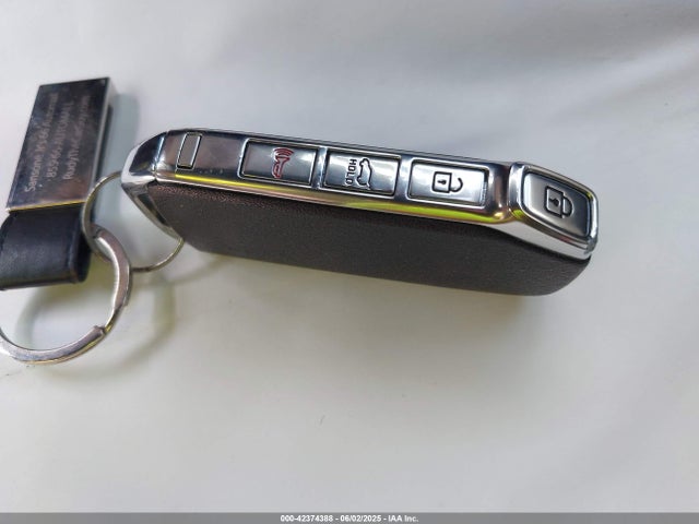 KNDC4DLC4R5182672 KIA 2024
