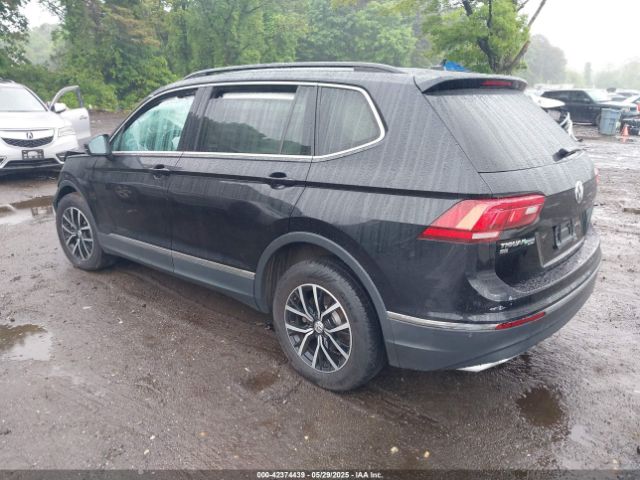 2021 VOLKSWAGEN TIGUAN 3VV3B7AX4MM114454 Photo 2