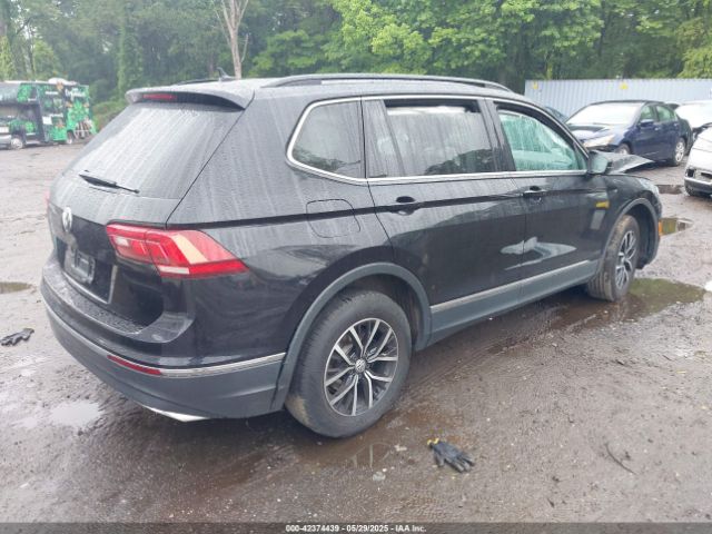 2021 VOLKSWAGEN TIGUAN 3VV3B7AX4MM114454 Photo 3