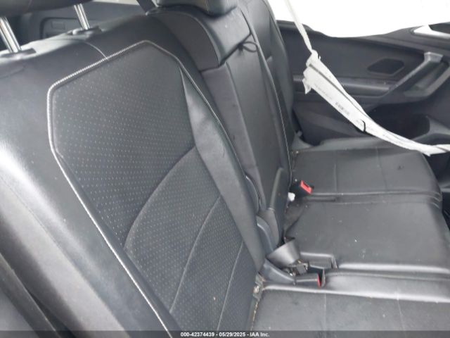 2021 VOLKSWAGEN TIGUAN 3VV3B7AX4MM114454 Photo 7